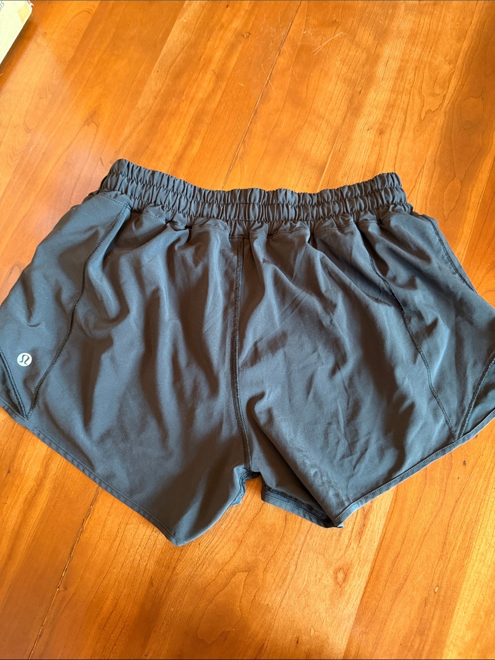 lululemon athletica Women's Black Double-Layer Run Shorts - Picture 2 of 3